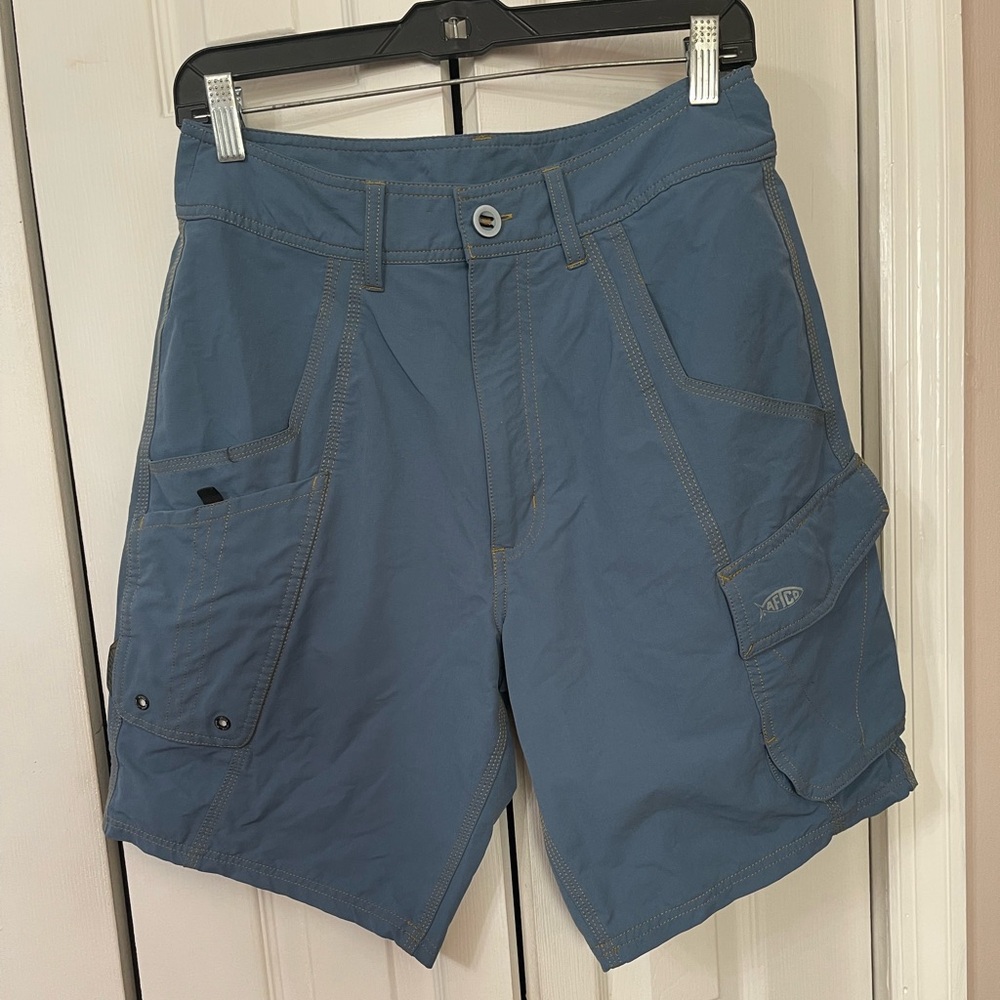 Aftco Fishing Blue Cargo Shorts Men’s Size 30/ 10” Inseam